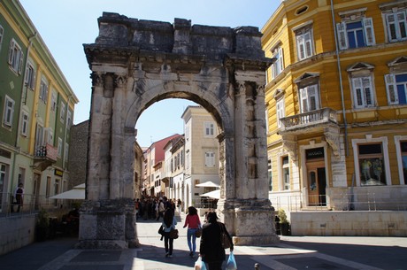 pula