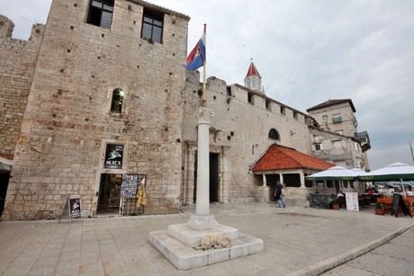 trogir