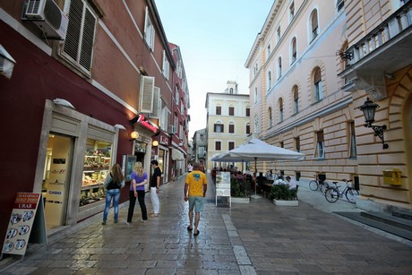 zadar-abend