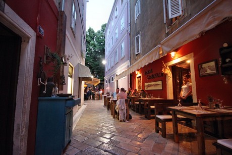 zadar-abend