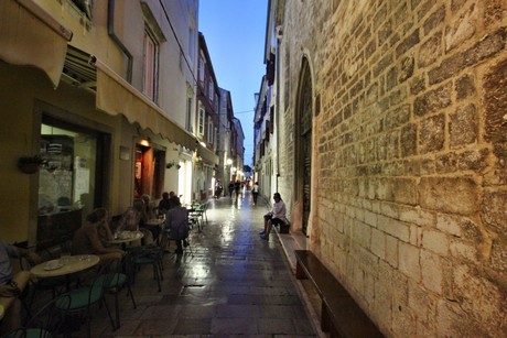 zadar-abend