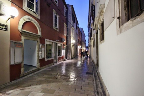 zadar-abend