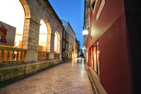 zadar-abend