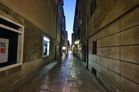 zadar-abend