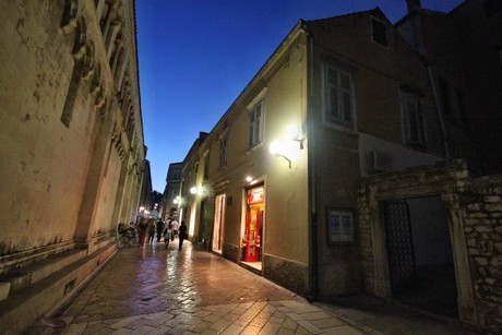 zadar-abend