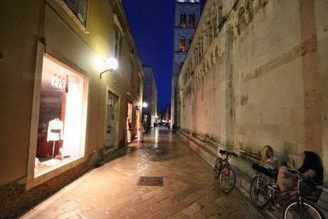 zadar-abend