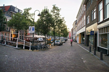 delft