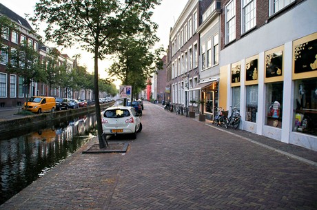 delft