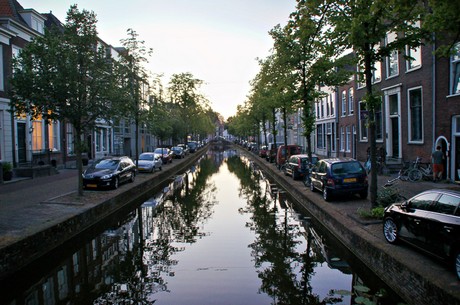 delft