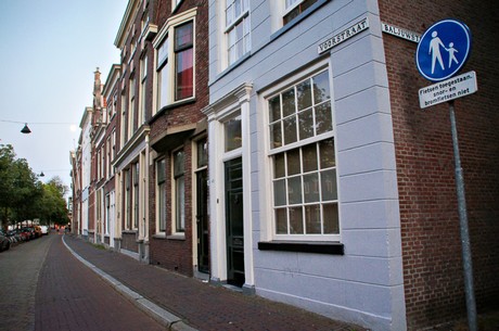 delft
