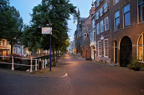 delft