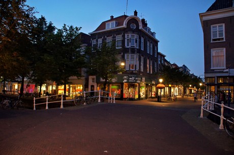 delft
