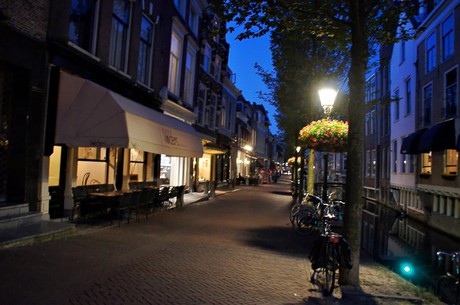 delft