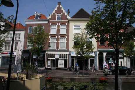 delft