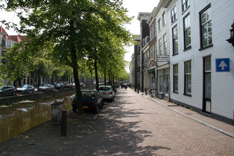 delft