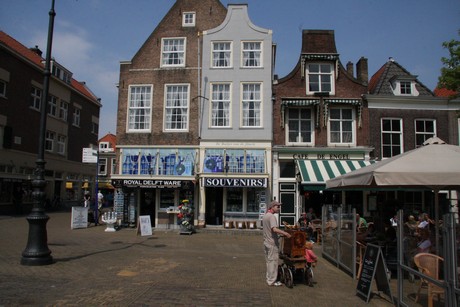 delft
