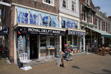 delft