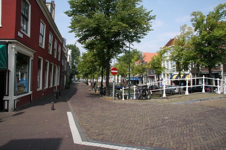 delft