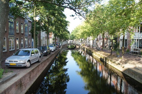 delft
