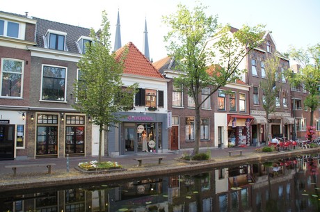 delft