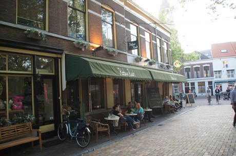 delft