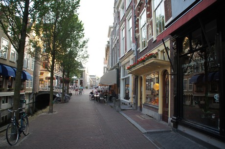 delft