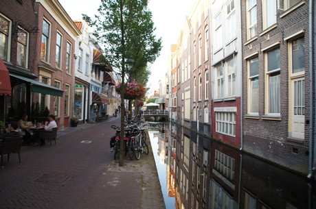 delft