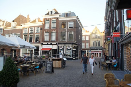 delft