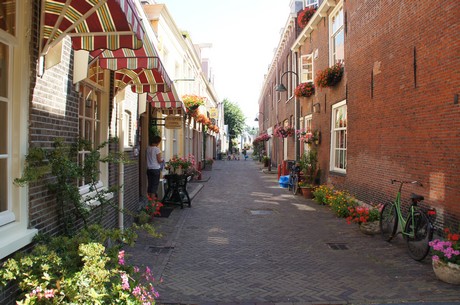 delft