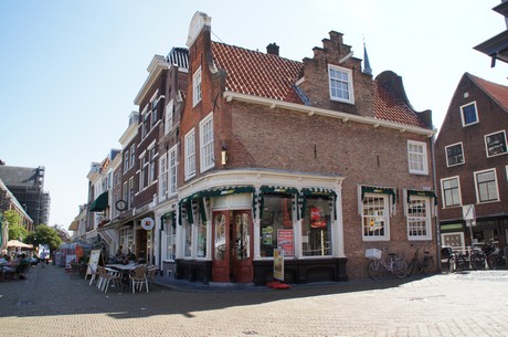 delft