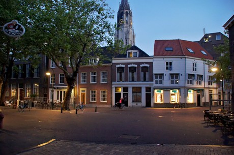 delft