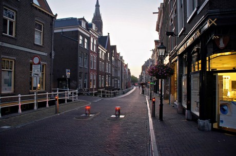 delft