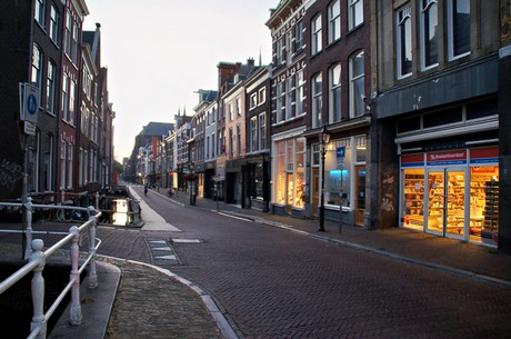 delft