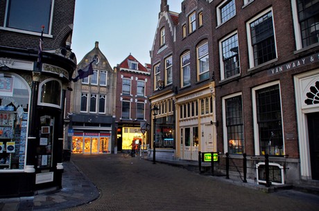 delft