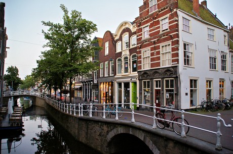 delft
