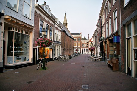 delft