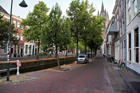 delft