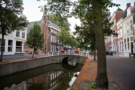 delft