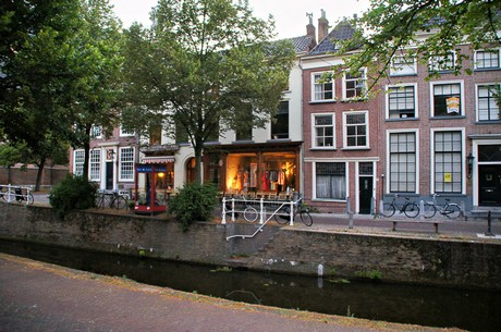 delft