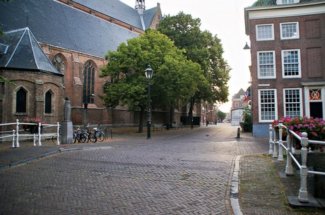 delft