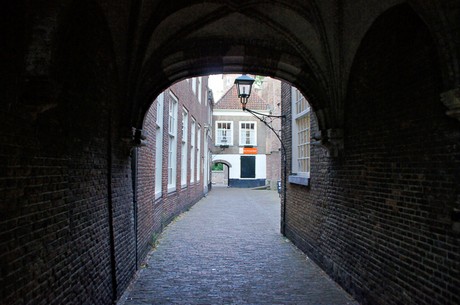 delft