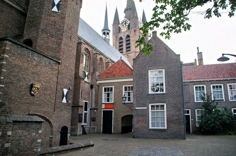delft