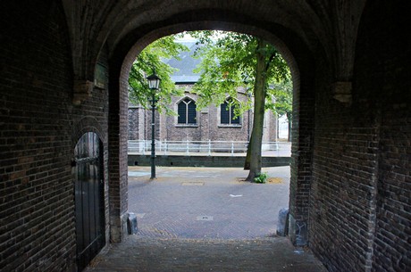 delft