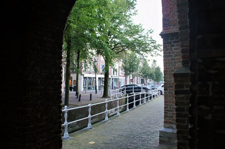 delft