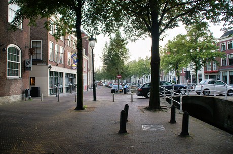 delft