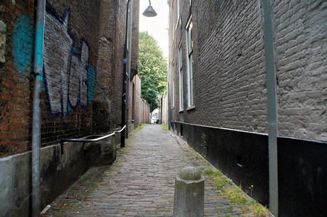 delft
