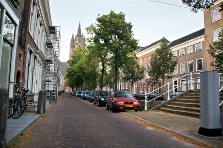 delft