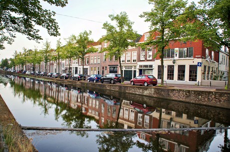 delft