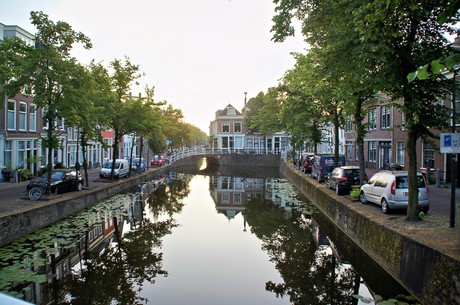 delft