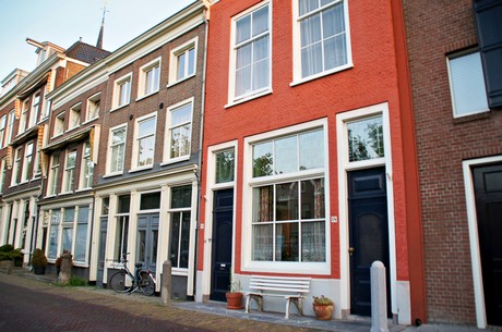delft